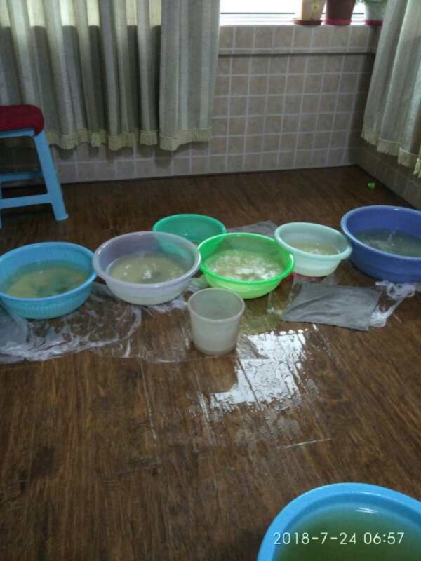 偏关如何判断家里漏水